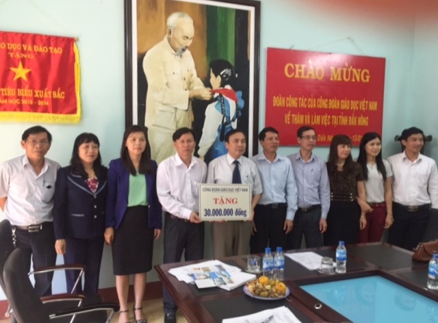 Công đoàn Giáo dục Việt Nam thăm và làm việc với Công đoàn Giáo dục tỉnh Đắk Nông