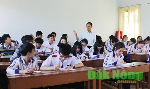 Trường THPT Đắk Mil giúp học sinh chuẩn bị tâm thế bước vào kỳ thi THPT quốc gia 2017