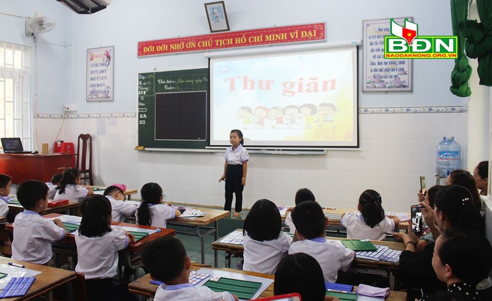 Dự báo nguồn lực giáo viên đáp ứng nhu cầu giảng dạy chương trình giáo dục phổ thông mới cấp THPT trên địa bàn tỉnh Đắk Nông đến năm học 2022-2023