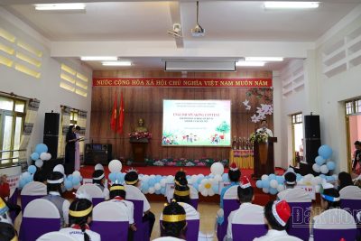 40 học sinh tiểu học Đắk Nông thi hùng biện tiếng Anh