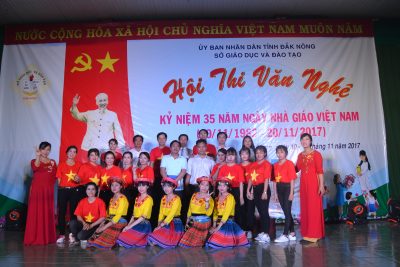 Hội thi văn nghệ chào mừng 35 năm ngày Nhà giáo Việt Nam