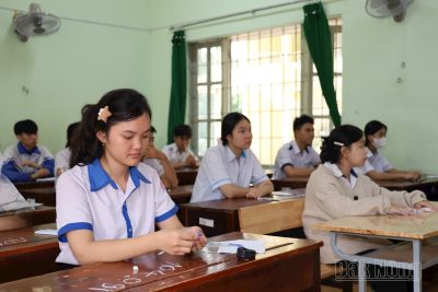 Hơn 4.500 thí sinh Đắk Nông hoàn thành môn thi đầu tiên vào lớp 10